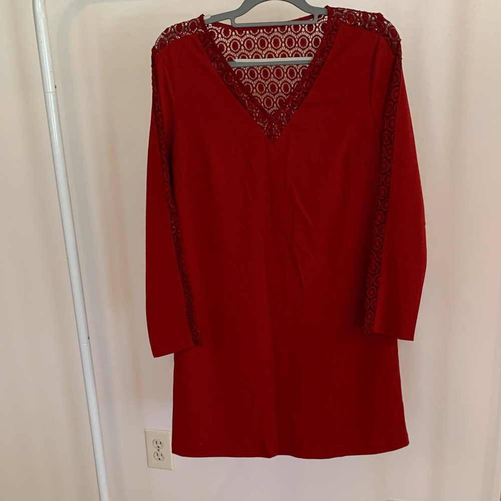 Elegant Red V-Neck Dress